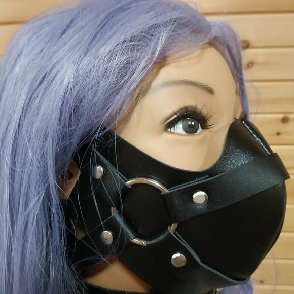 Faux Leather Face Mask and Choker Set - Picture 2 of 6
